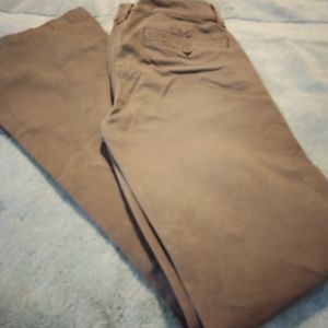 NWT American Eagle Outfitters Artist Flare Khakis Size 2 Regular